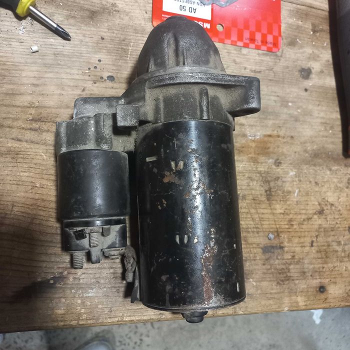 Стартер bosch 0 001 109 250 на Мерседес