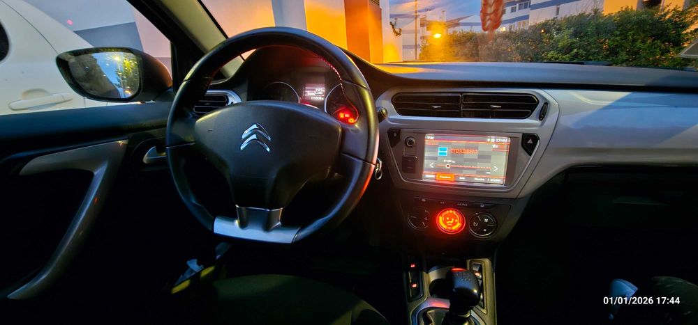 Citroën C-Elysée 1.5 BlueHDi 102cv – Económico e Espaçoso