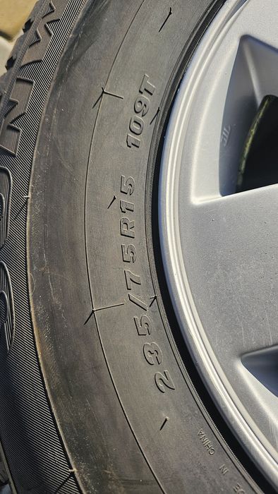 Диски+резина(235×75×r15)Нова!