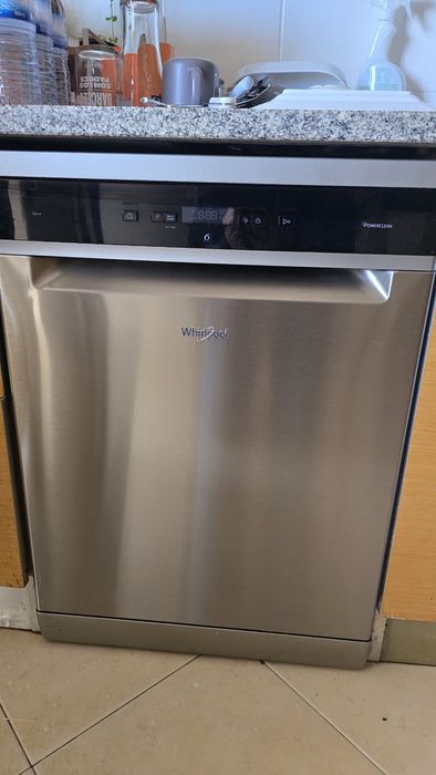 Máquina lavar loiça WHIRLPOOL