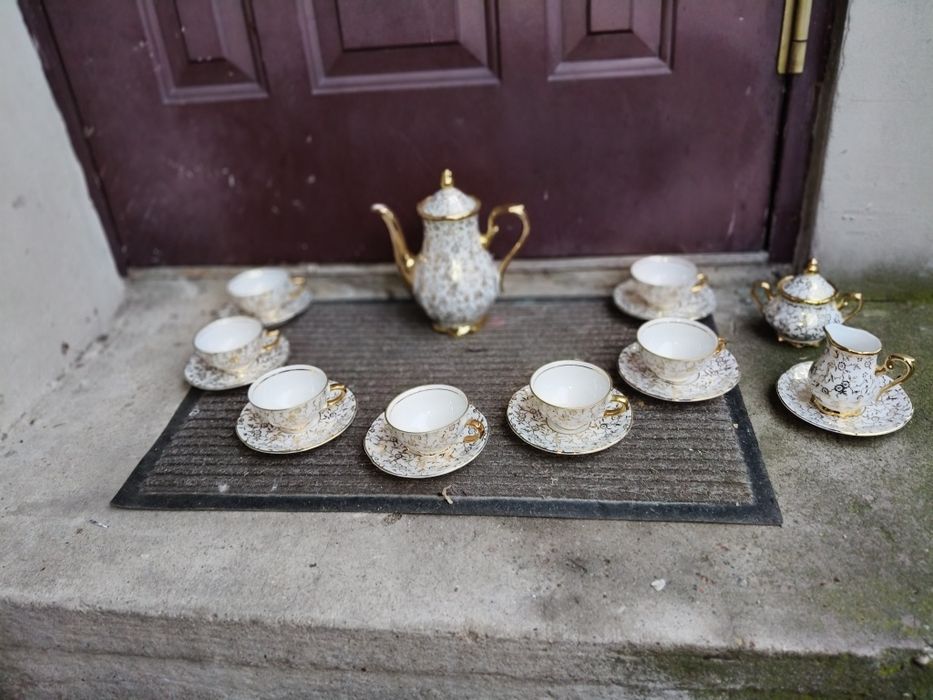 Zestaw porcelanowy serwis kawowy  Tirschenreuth z Bawarii z lat 60