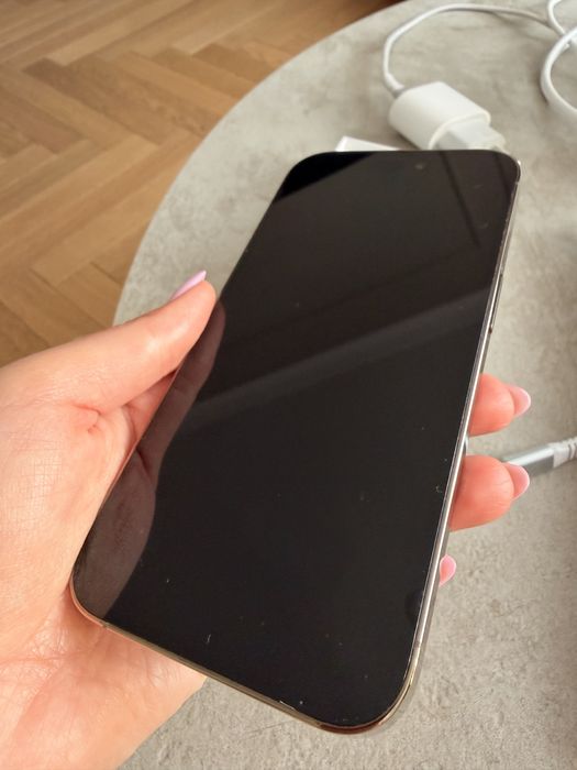Iphone 14 pro - super stan