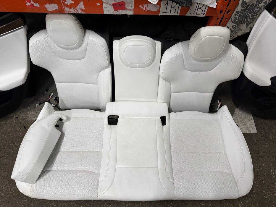 Білий салон Tesla Model S 21+ Задні сидіння Карти Розборка