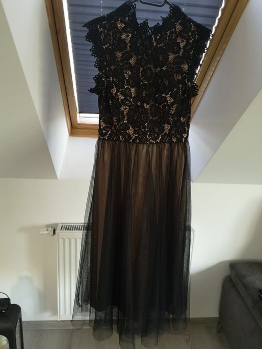 Sukienka APART Glamour r. 36 (s)