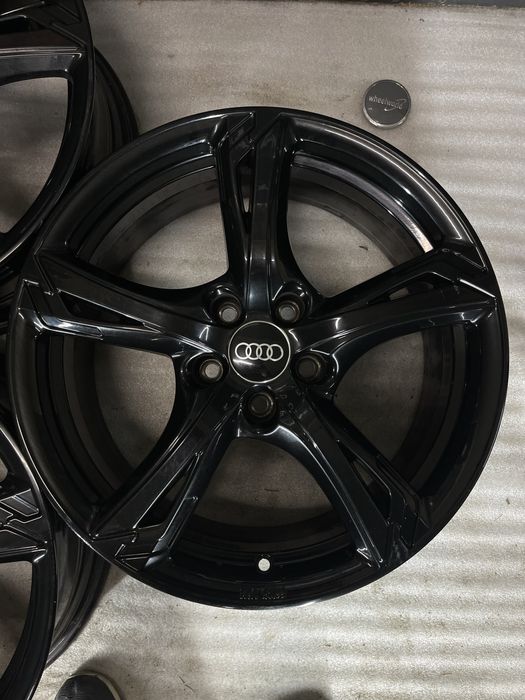 Диски R18 5x112 Et35 7.5J. Audi A3 A4 A6 Q2 Q3 Q5 VW Passat Tiguan CC