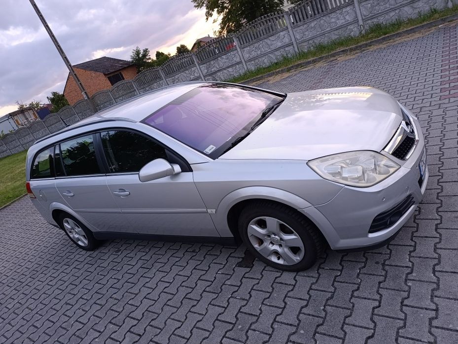 Opel Vectra C Kombi LIFT ! 1.9 CDTi 150 KM ! Automat ! Zadbana ! Bez rdzy !