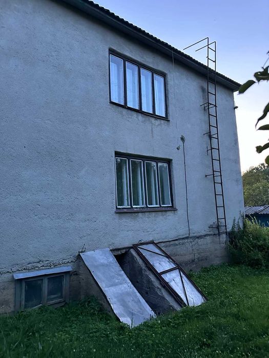 Продається будинок в с. Нересниця