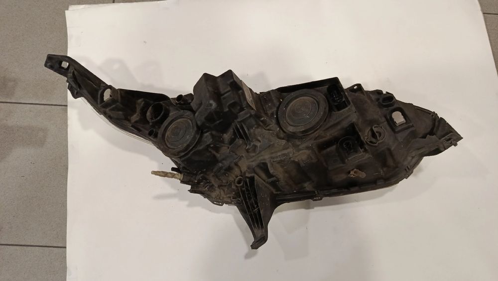 Ótica / farol esquerda FORD Transit Connect II (V408)