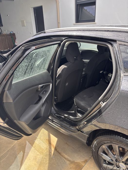 Volvo v40 cross country