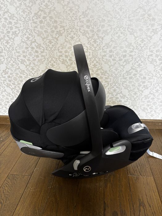 Автокрісло Cybex Cloud T+ plus Sepia Black i-Size з базою Isofix