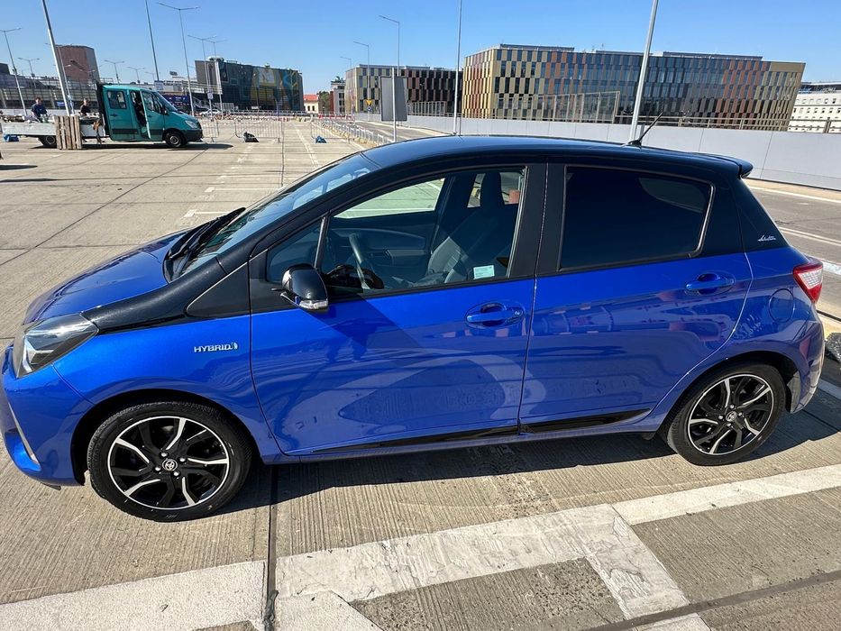 Wynajem długoterminowy auta   Yaris 1.5 Hybrid Selection automat