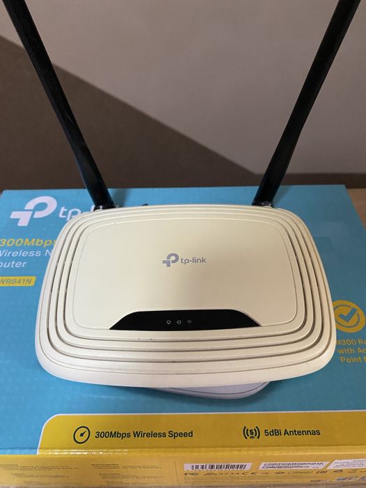 Router tp-link TL-WR841N