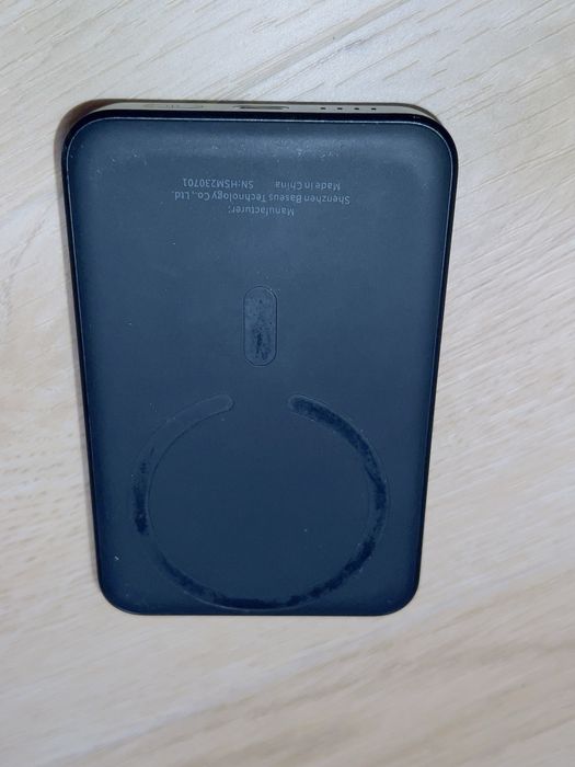 PowerBank baseus czarny używany