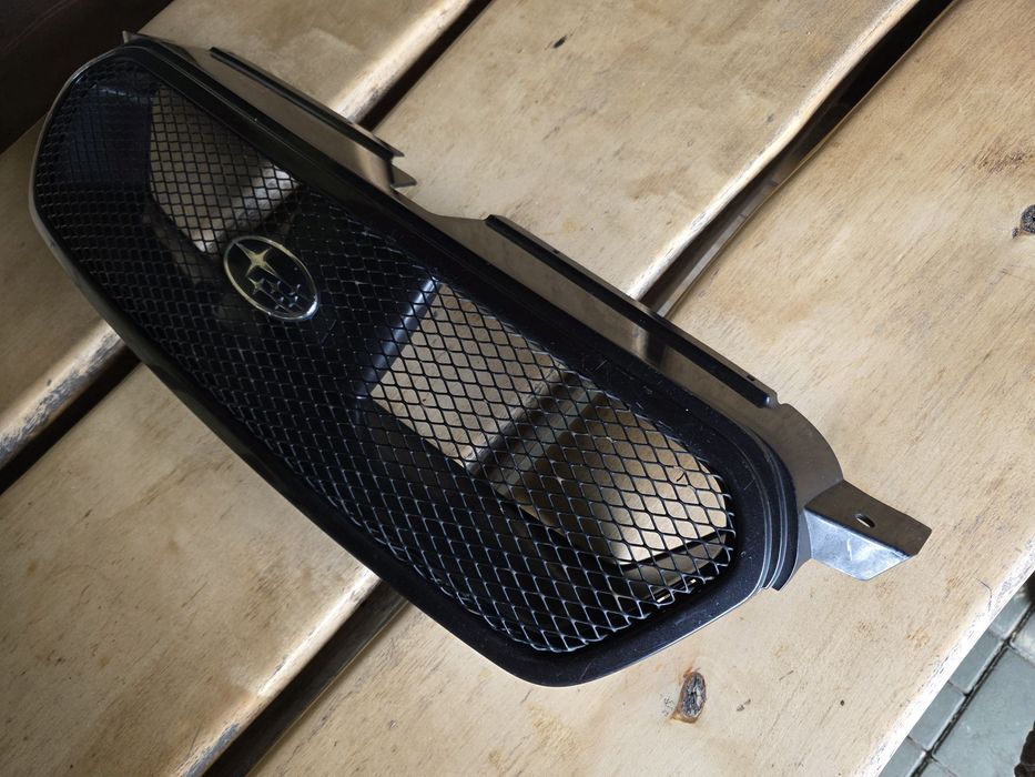 Grill akcesoryjny Subaru Legacy IV Outback III LIFT