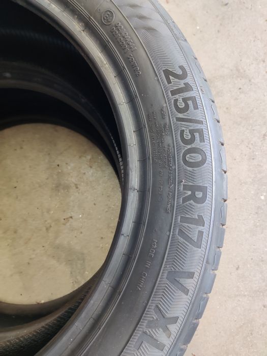 Pneus 215 50 R17 continental novos