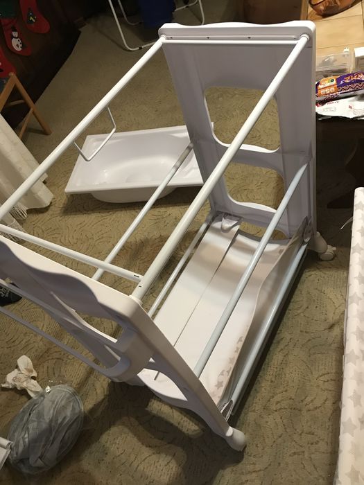 Zestaw do kąpieli i przewijania niemowląt