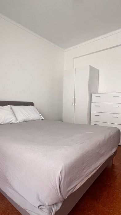 Quarto para arrendar