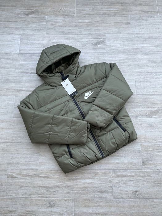 Nike ClassicHood Jacket