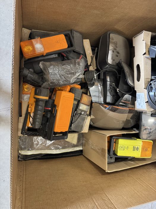 BOX no 2 dywaniki Scania lapmy Volvo Actros Daf