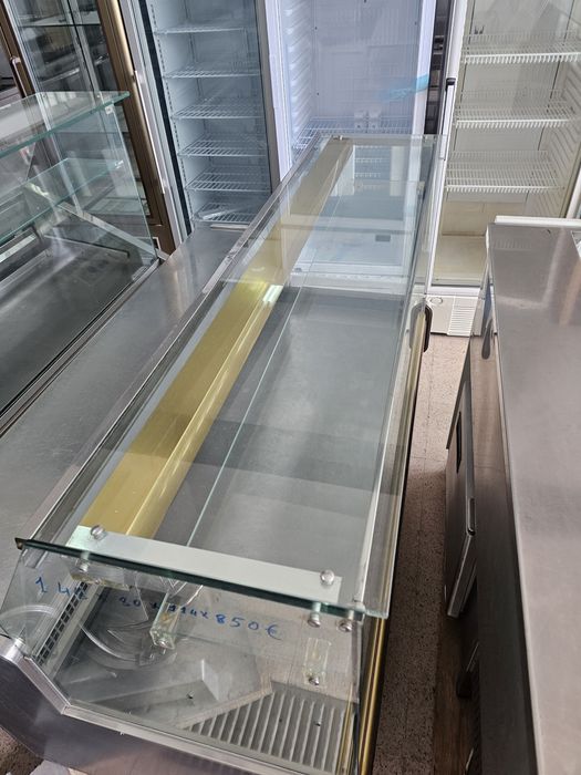 Vitrine refrigerada