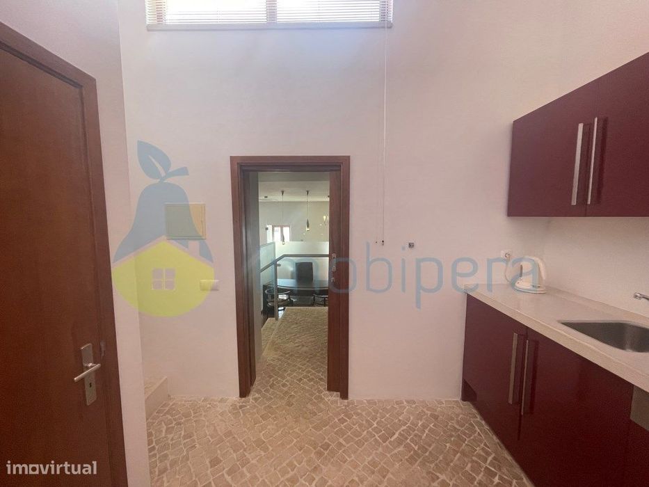 Algarve Carvoeiro para venda apartamento único localizado no coraçã...