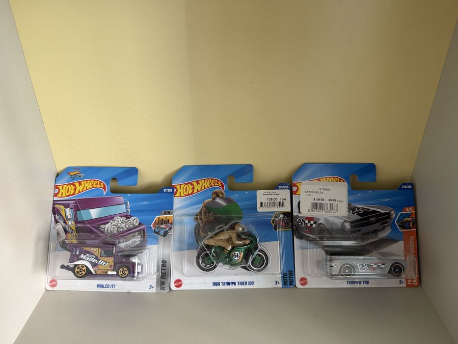 Машинки Hot Wheels!!!!