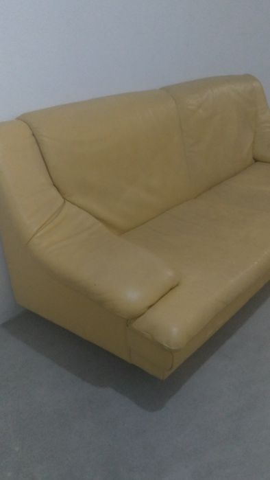 Sofá em pele Divani Divani