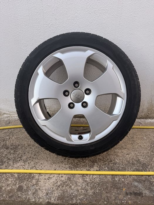 Jantes Audi com pneus