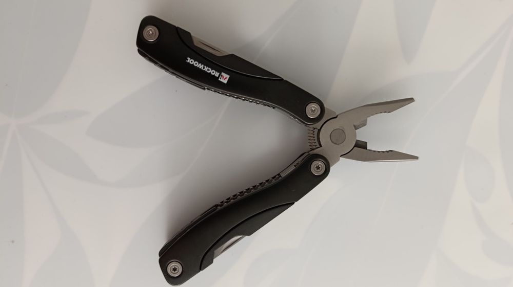 Multitool nowy Rockwool