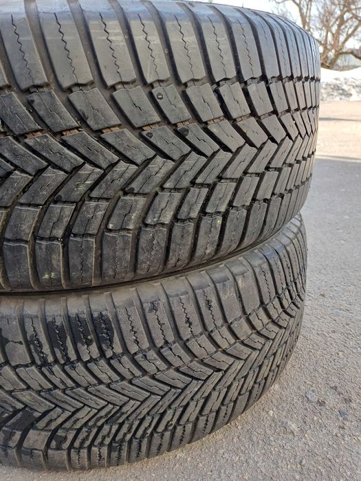 Шини BRIDGESTONE італія. 215 55 16