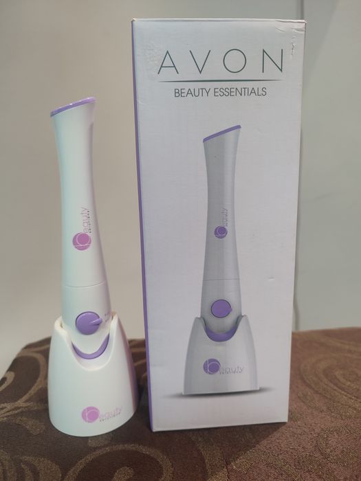 Conjunto elétrico de cuidado de unhas Avon Beauty Essentials