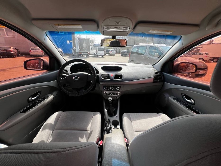 Рено fluence 1.6 бензин механіка 6 ст