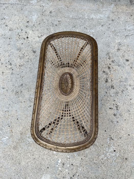 Mesa de centro em madeira