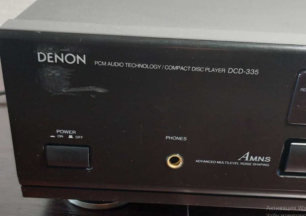 CD програвач Denon DCD-335