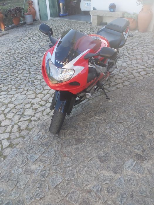 Suzuki gsx r k1...