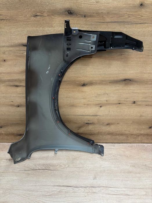 błotnik przedni lewy volvo xc90 kolor 472/46