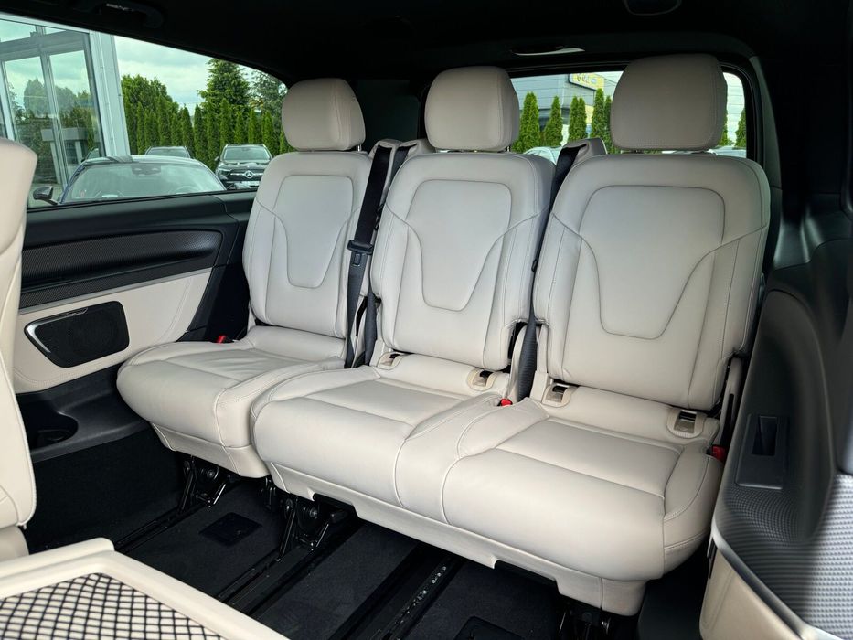Wynajem Busa osobowego Mercedes - Benz Klasa V 7os. PREMIUM