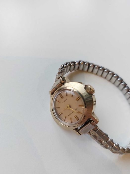 Zegarek Timex art deco mechaniczny