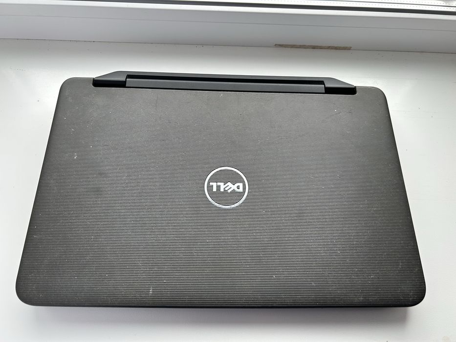 Dell Vostro 1540/i3 2.4Ghz/ 4Gb Ram