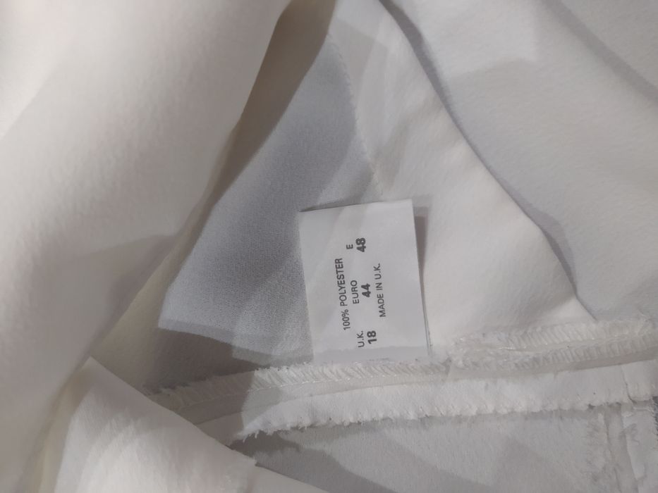 elegancka bluzka damska Essence 44 46