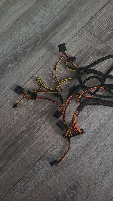 Блок живлення Lc Power на 650W