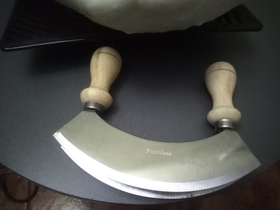 Corta  queijo novo /Abre-latas