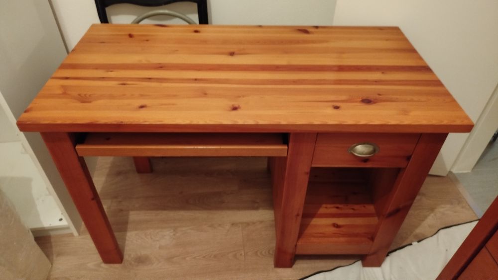 Secretária em madeira