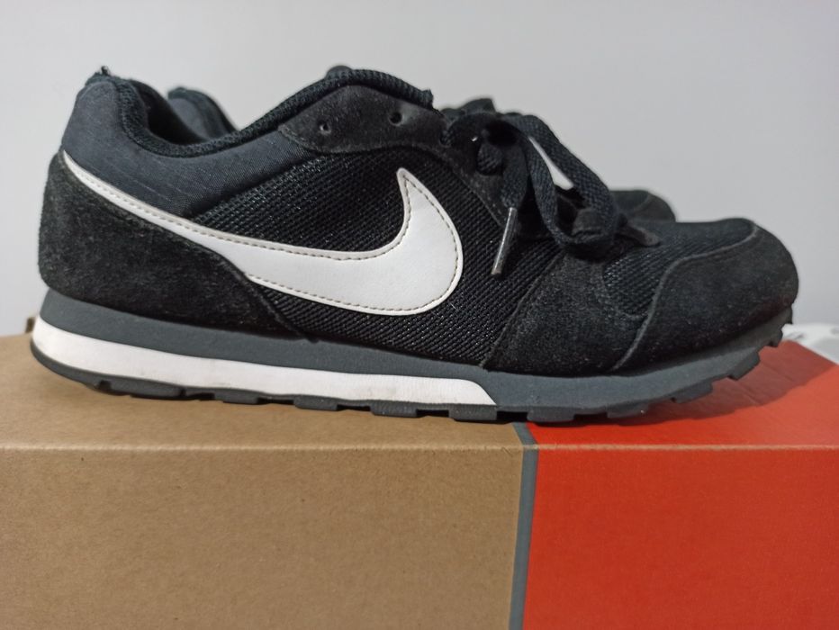 Nike MD Runner 2 rozm. 42 Buty męskie