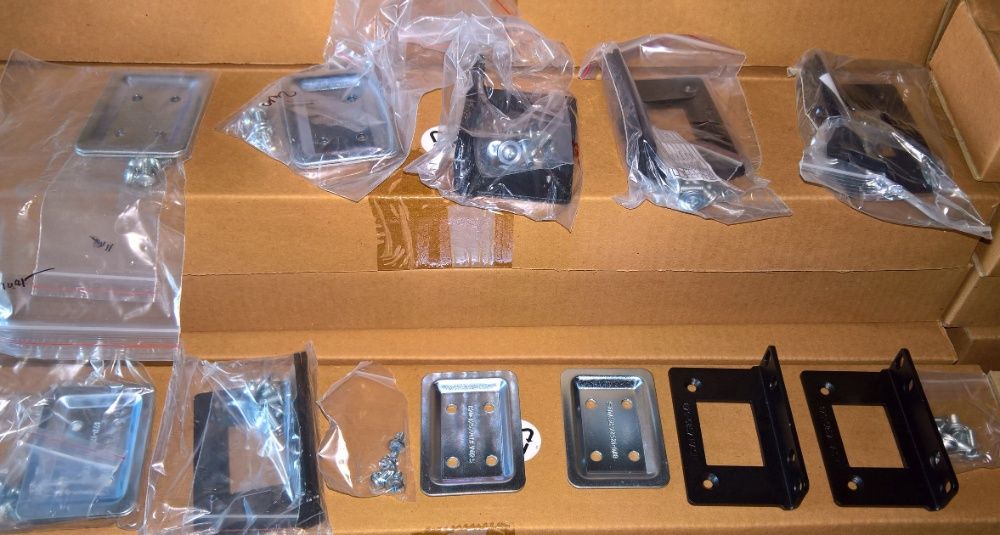 крепёж ушки для бесперебойника APC Smart-UPS RT