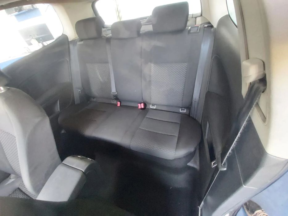 Volkswagen Golf VI 1.6 TDI de 2008 ás peças.