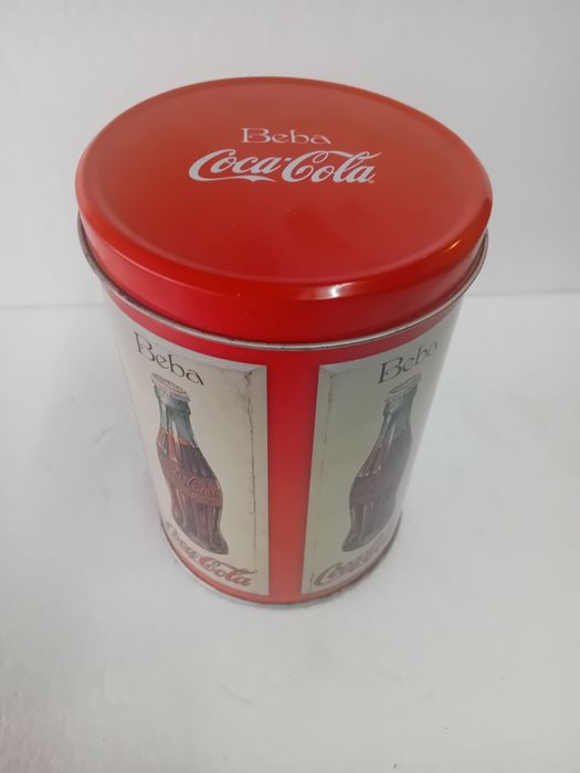 Lata da coca cola angiga