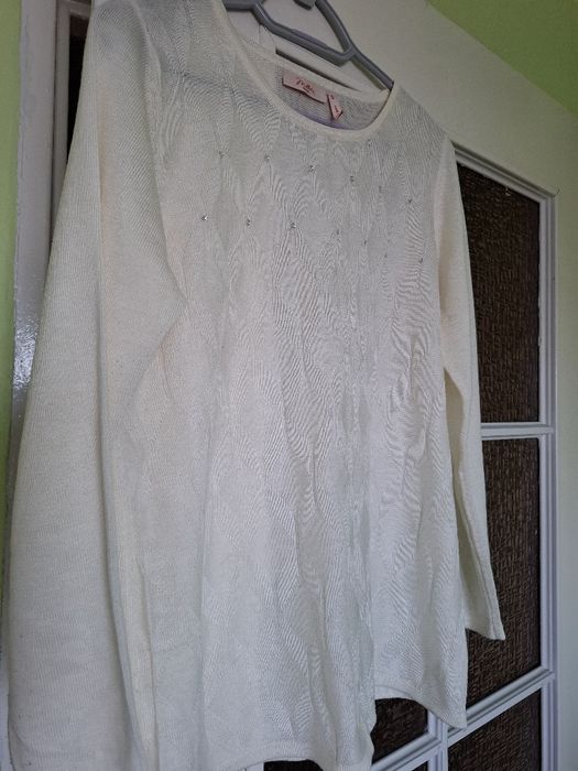 Sweterek damski elegancki