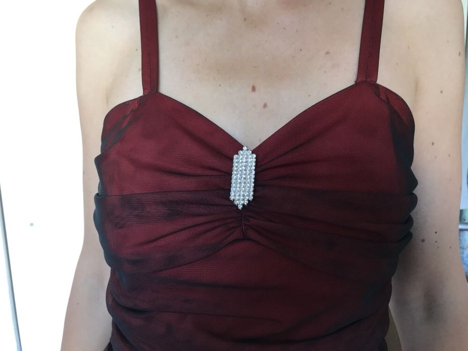 Sprzedam sukienkę suknie długa wieczorowa na wesele czerwona