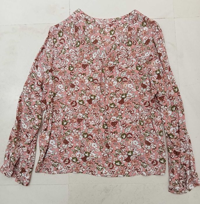 Blusa com flores